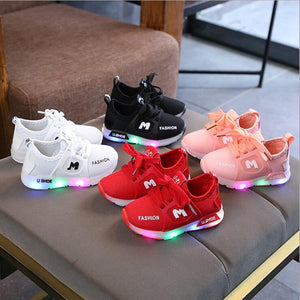 New Children's Flashing Lights Sneakers