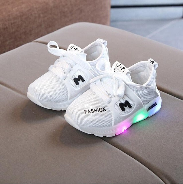 New Children's Flashing Lights Sneakers